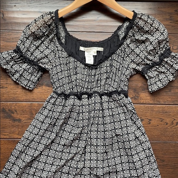 Max Studio peasant dress elastic waist v neck - Picture 3 of 8